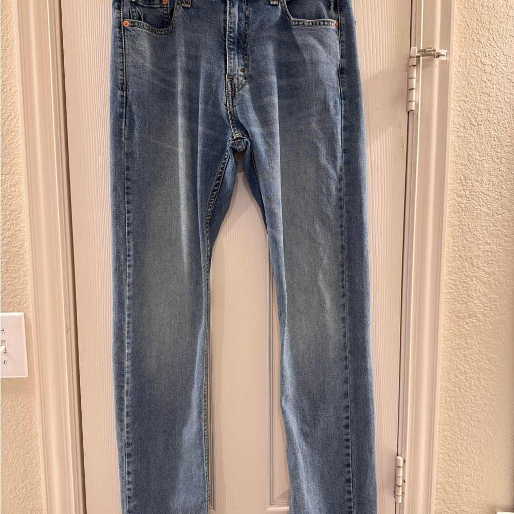 Levi 513 Slim Straight Jeans